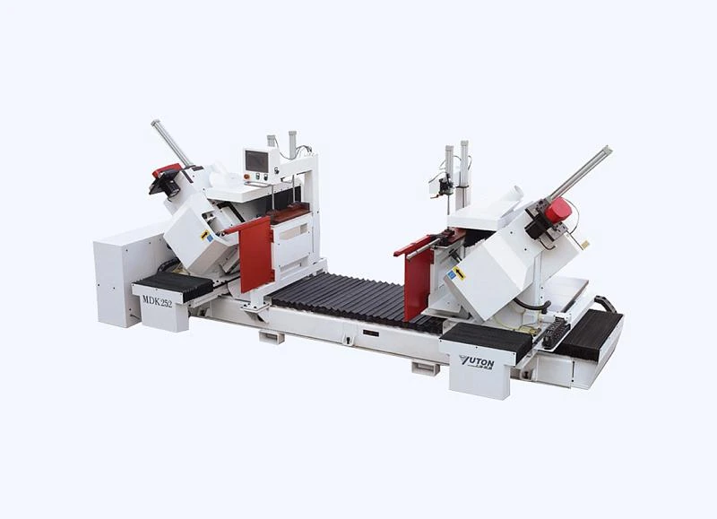 Обрабатывающий центр с ЧПУ MDK252D, Yuetong